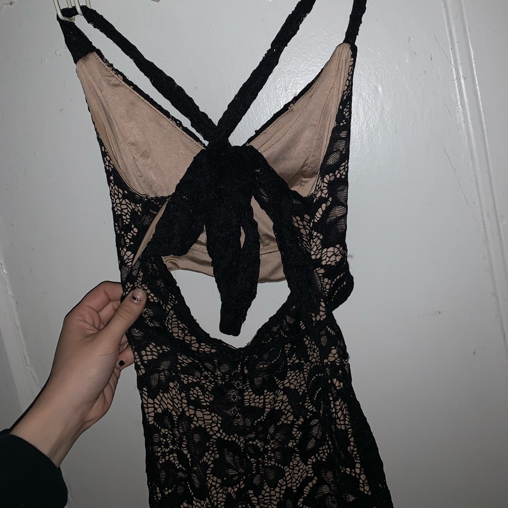 Dress - Picture 6 of 8